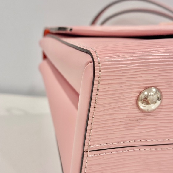 LOUIS VUITTON Epi Grenelle PM Rose Ballerine - Picture 5 of 13